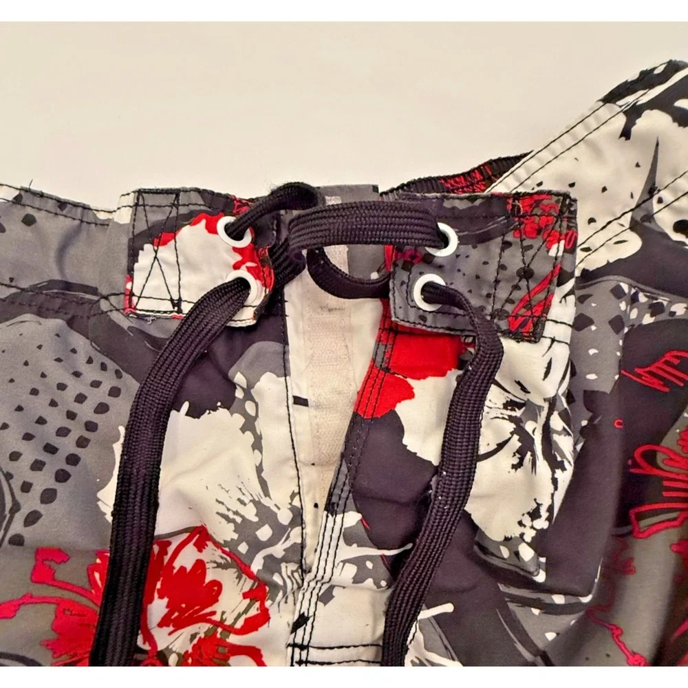 OP Ocean Pacific Mens XL Floral Cargo Board Shorts Swim Trunks Beach Pool Resort